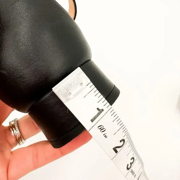 Gucci Horsebit Black Leather Sandals Low Heel Size 37.5, 7.5 - Picture 15 of 15